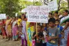 मुंबई में चिड़ियाघर बनाने के फैसले के विरोध में उतरे आदिवासी जमकर विरोध प्रदर्शन किया और मोर्चा निकाला