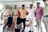 सास के साथ अनैतिक आशंका जताकर हत्या किये जमाई और उसके दोस्त को पुलीस ने लिया हिरासत में 