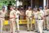 बिना वीजा के फिल्म की शूटिंग कर रहे थे 17 विदेशी... मुंबई पुलिस ने मामला दर्ज किया