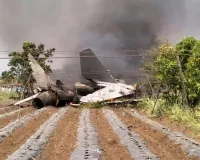 नासिक में वायुसेना का सुखोई लड़ाकू विमान नासिक में दुर्घटनाग्रस्त, पायलट सुरक्षित बाहर निकले  