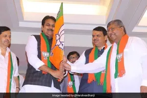 BJP में शामिल हुए हर्षवर्धन पाटिल,महाराष्ट्र चुनाव से पहले Congress को झटका