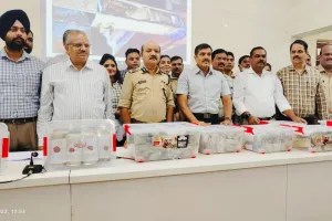 नवी मुंबई में पुलिस ने जब्त की 363 करोड़ रुपये की हेरोइन, पंजाब पुलिस की सूचना पर हुई रेड