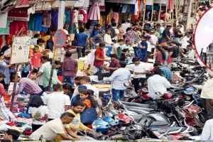 मुंबई में फेरीवालों के खिलाफ कार्रवाई शुरू; चर्चगेट, दादर, अंधेरी, बोरीवली में कार्रवाई पर फोकस