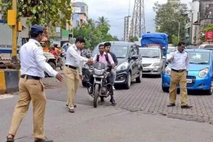 मुंबई ट्रैफिक पुलिस ने डिजिटल ड्राइविंग लाइसेंस, वाहन रजिस्ट्रेशन और पीयूसी सर्टिफिकेट को मान्यता